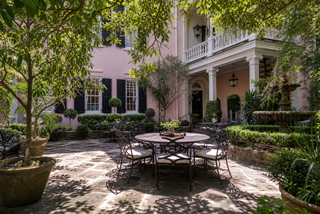 The Ultimate Guide to Where to Stay in Charleston SC in 2026 4 Courtyard inn Charleston historic