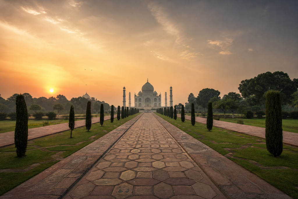 Leading lines path toward landmark