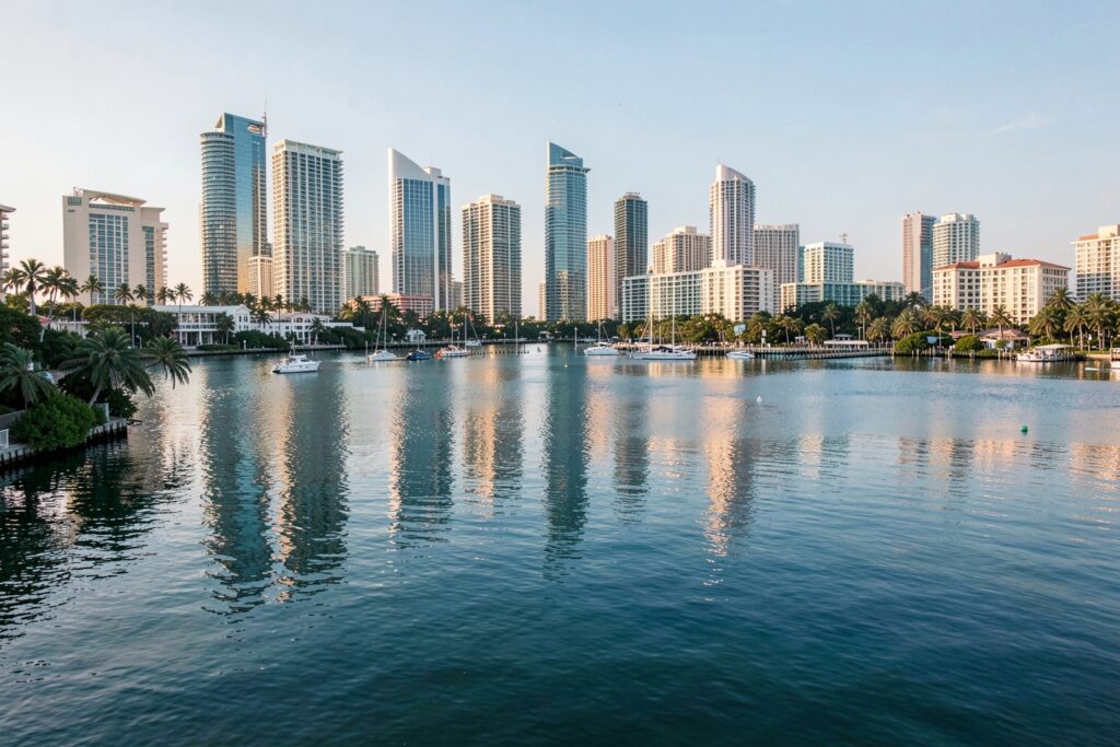 11 Things to Do in Miami: Beaches, Museums, Parks & Everglades 11 Biscayne Bay Miami