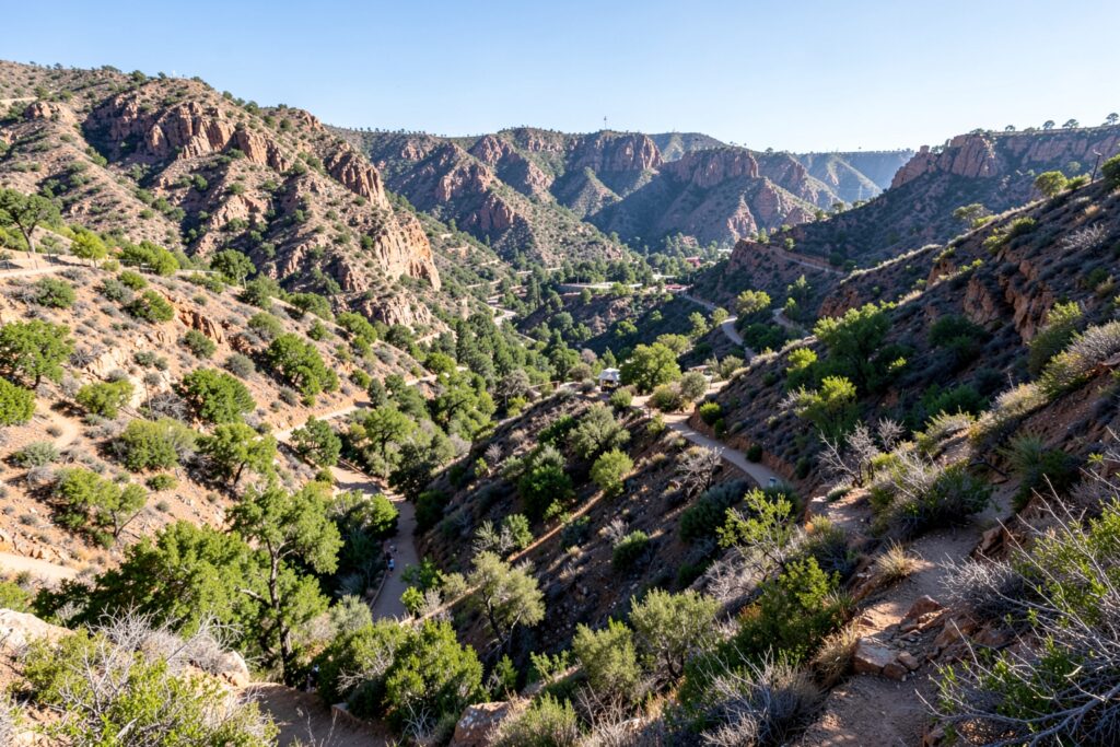 13 Things to Do in Los Angeles: Top Attractions & Hidden Gems 5 Runyon Canyon Park Los Angeles